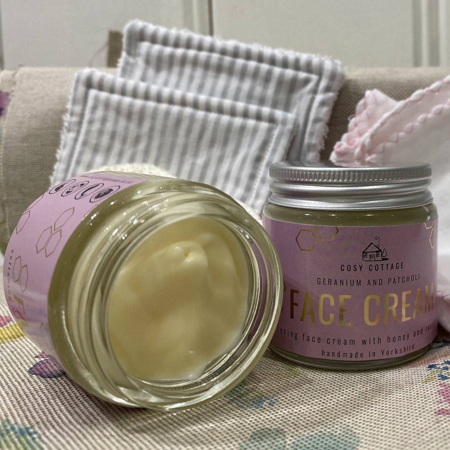 Honey & Rosehip Oil Face Cream with Geranium & Patchouli