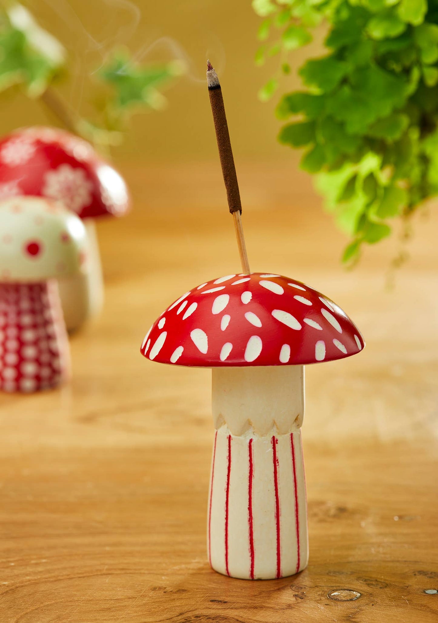 Woodland Mushroom Incense Holder - Red Cream